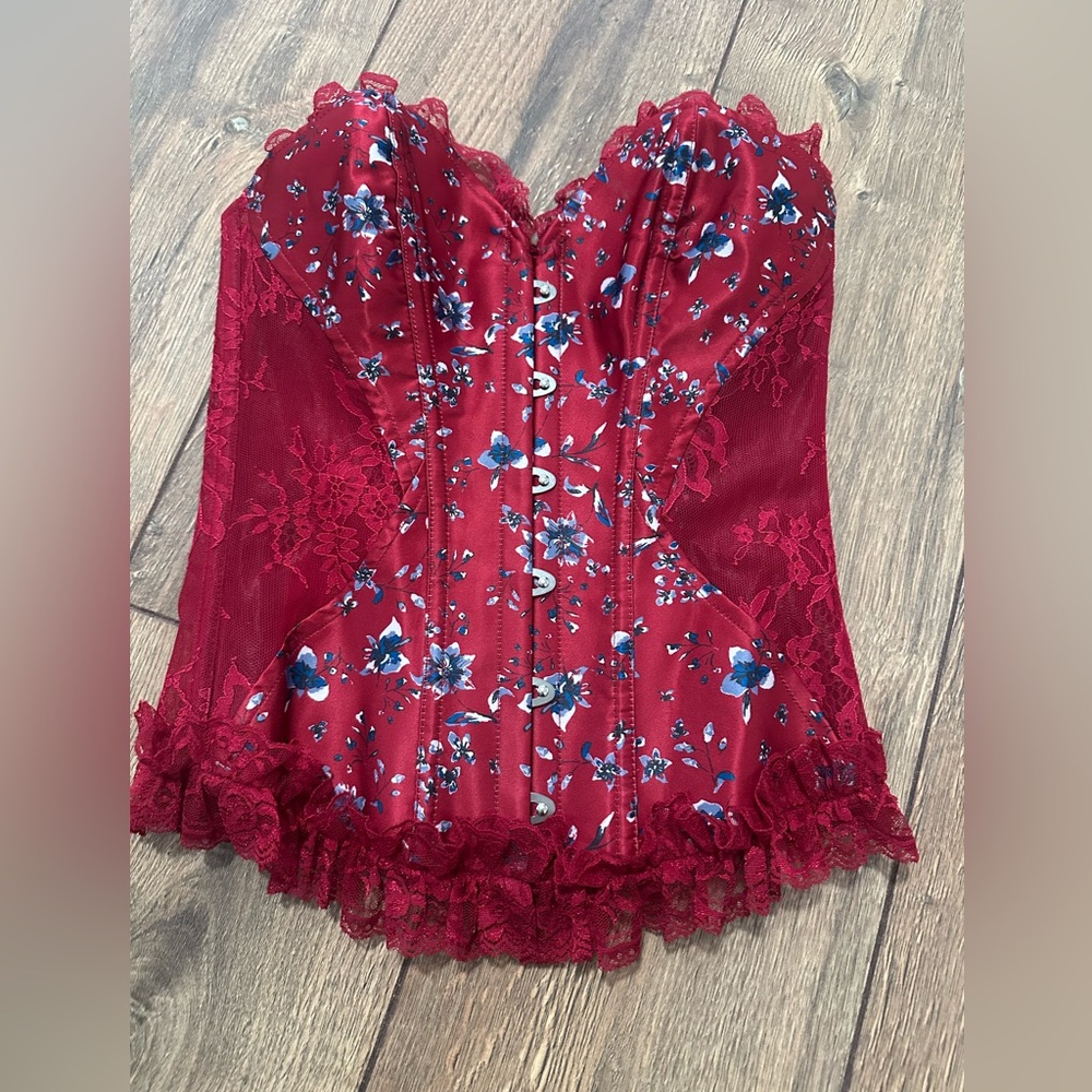 Adore Me Re Corset size Small (34A/B)